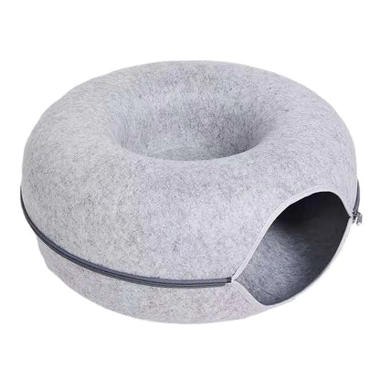 Pet Cat Bed with Felt Fabric and Anti-Scratch Mat